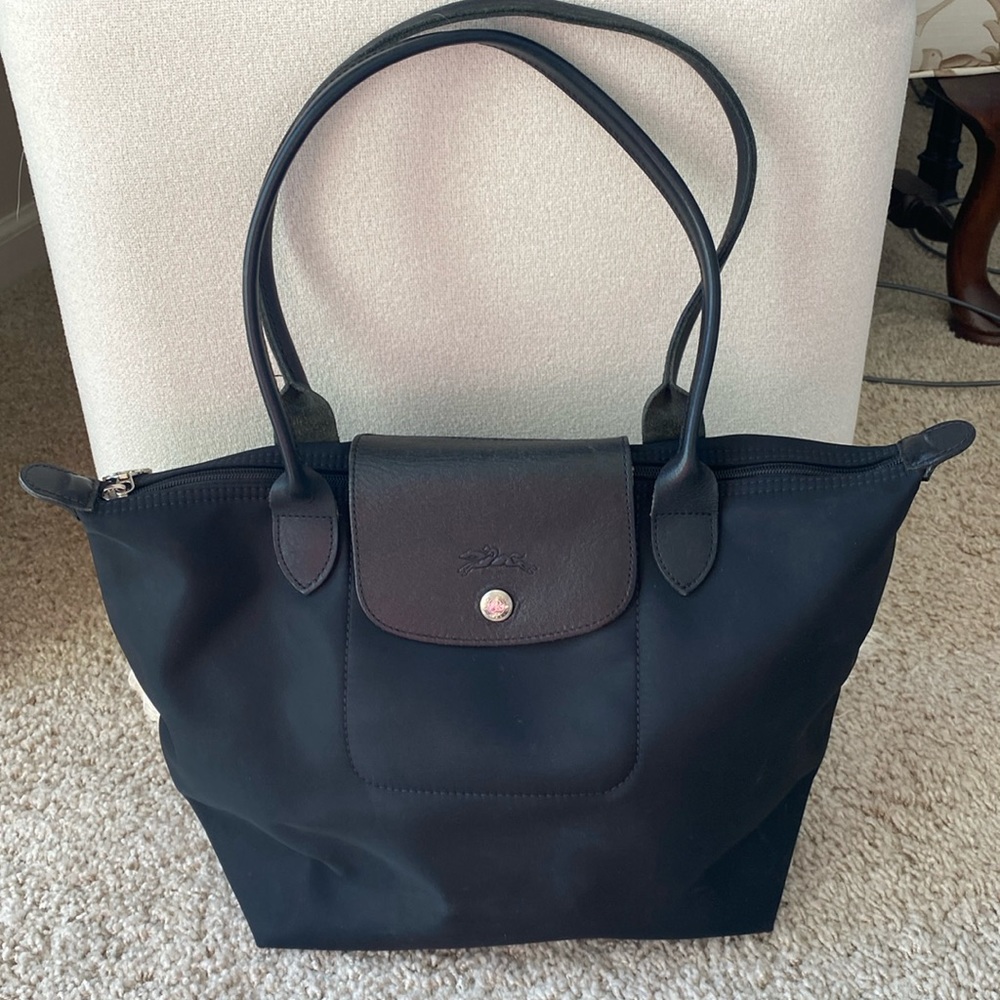 Black Longchamp Tote in Excellent Condition